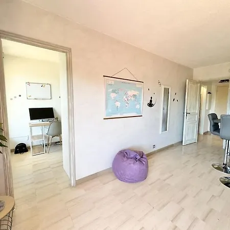 T2 Juan Les Pins A 300 M Des Plages * Antibes