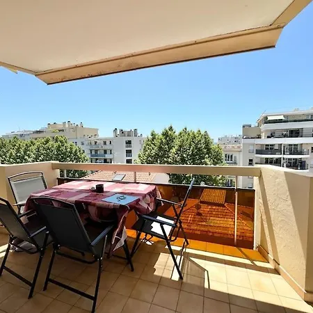 T2 Juan Les Pins A 300 M Des Plages Appartement Antibes